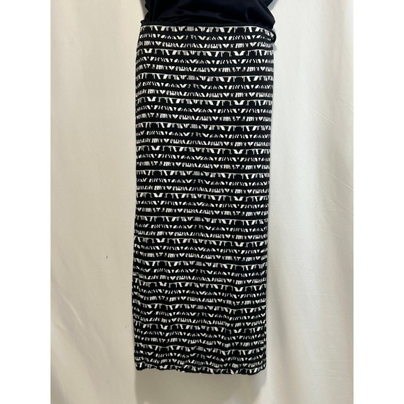 Bisou Bisou Michele Bohbot Dresses & Skirts - Bisou Bisou Michele Bohbot Black White Geometric Maxi‎ Skirt - Size M